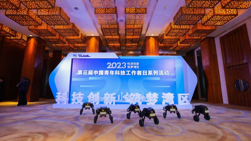 医院信息化系统：构建智慧医疗的基石，成本几何？**